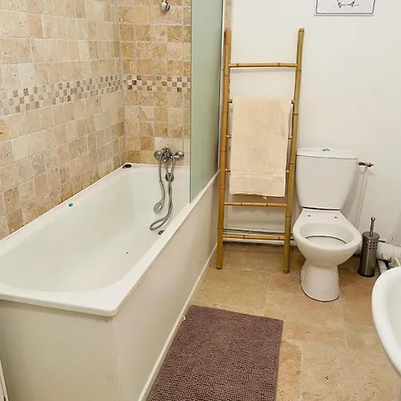 Country house De Charme Avec Dans Le Magnifique Chateau D'esnes *